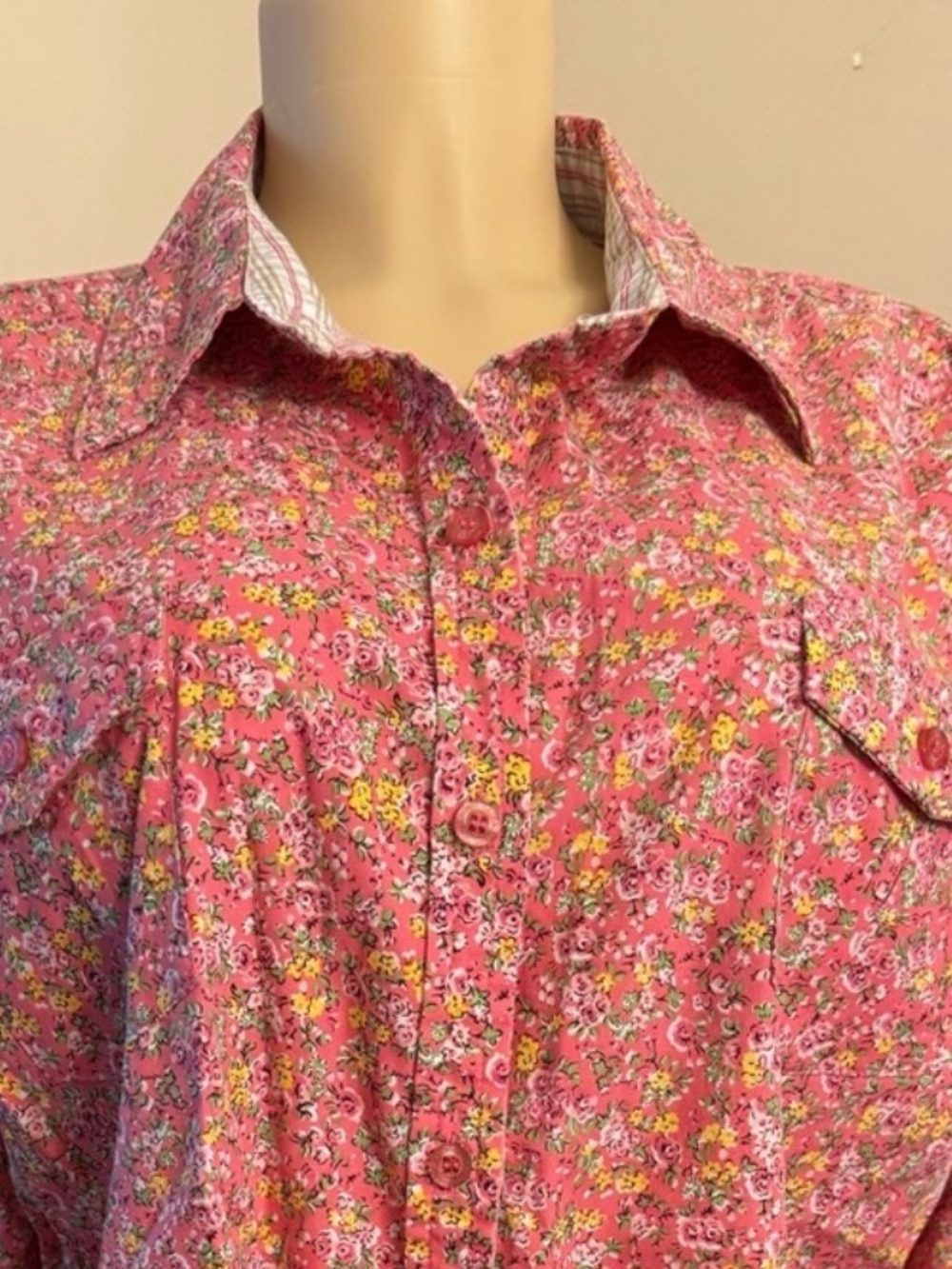Laura Scott Coral Pink Floral Button-Up Shirt